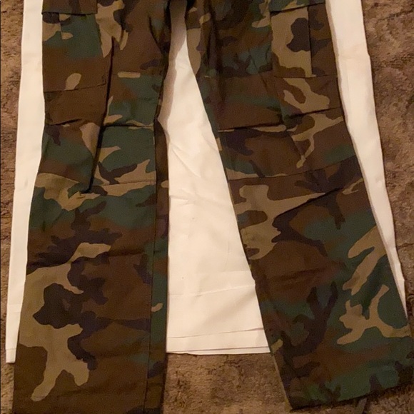 Pants - Picture 2 of 6